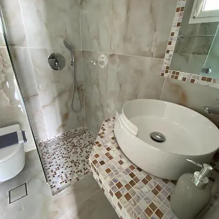 Cocoon Hotel-beach Bar * سارتي