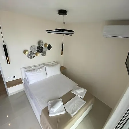 فندق Cocoon Hotel-beach Bar *