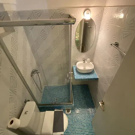 Cocoon Hotel-beach Bar فندق