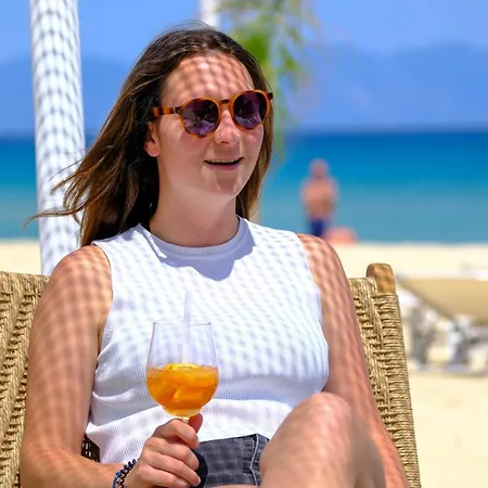 فندق Cocoon Hotel-beach Bar *