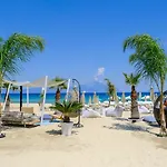 Cocoon Hotel-beach Bar Hotel Sarti