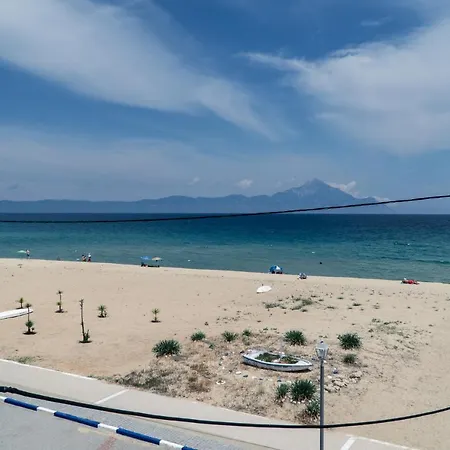 Cocoon Hotel-beach Bar Hotel *