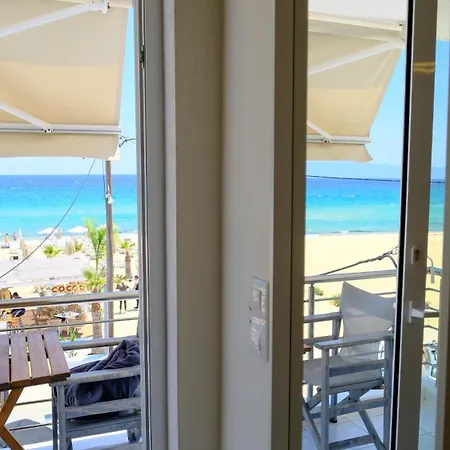 Cocoon Hotel-beach Bar Hotel *