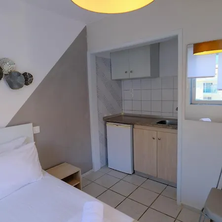 Cocoon Hotel-beach Bar Sarti