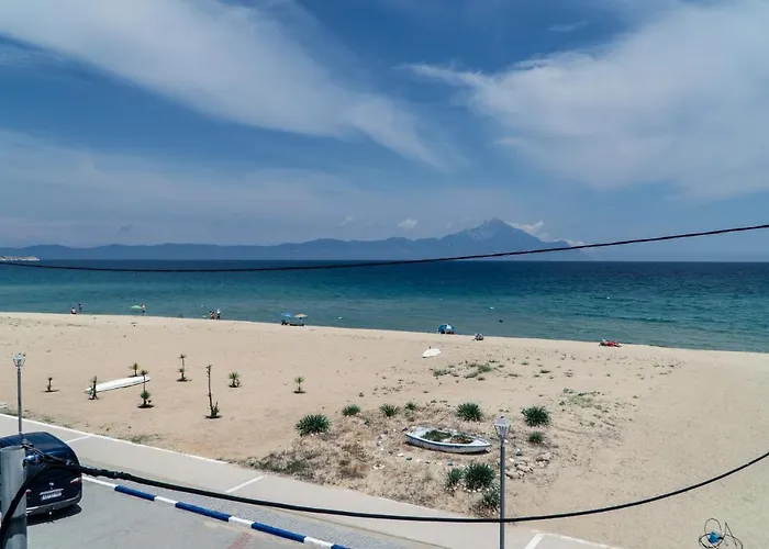 Cocoon Hotel-beach Bar Hotel *
