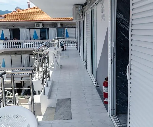 Cocoon Hotel-beach Bar Hotel