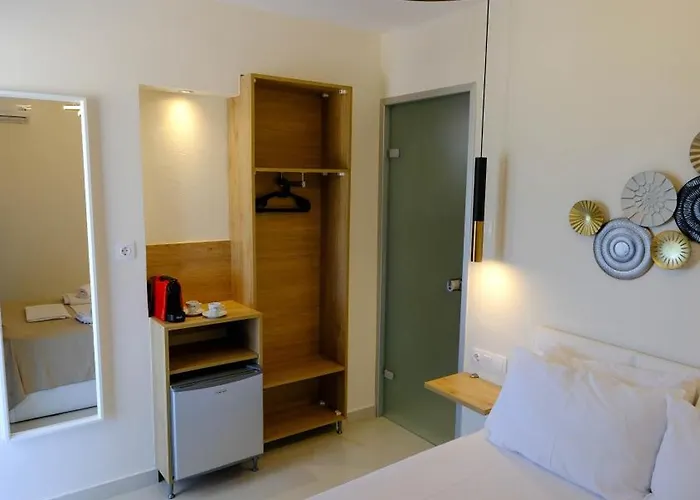 Cocoon Hotel-beach Bar