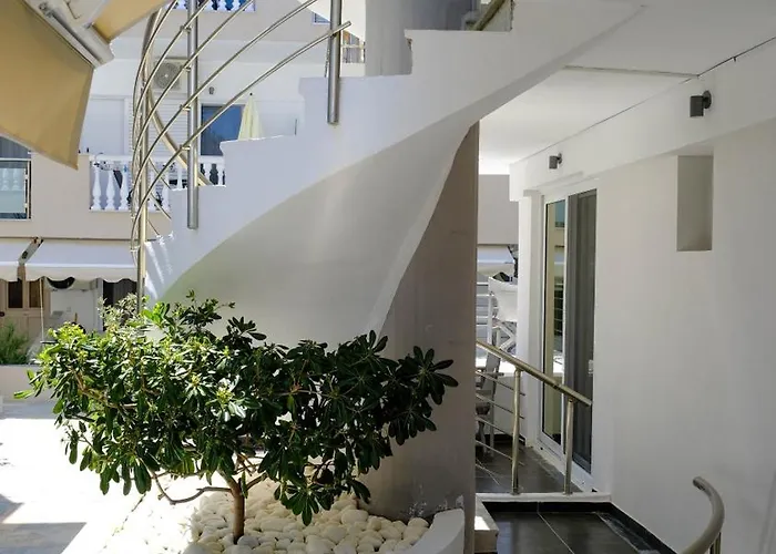 Cocoon Hotel-beach Bar Hotel