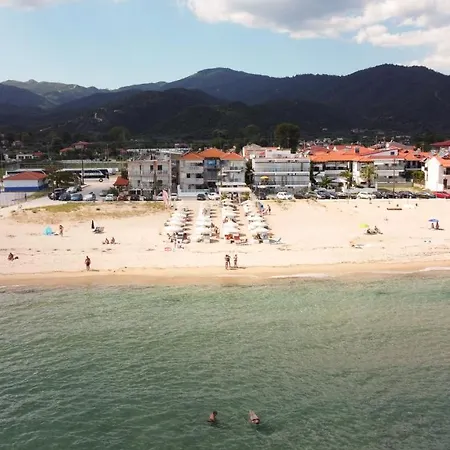 Cocoon Hotel-beach Bar Szálloda