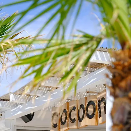 Szálloda Cocoon Hotel-beach Bar Szárti