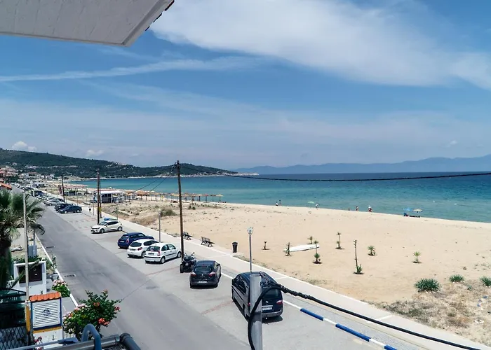 Cocoon Hotel-beach Bar Отель