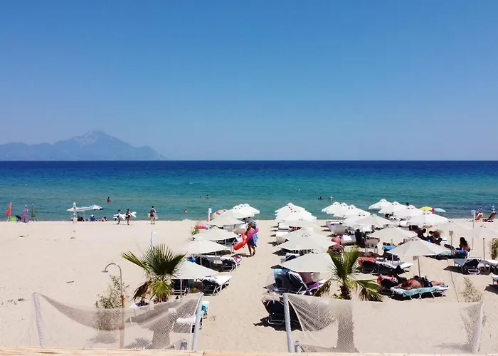 Отель Cocoon Hotel-beach Bar *