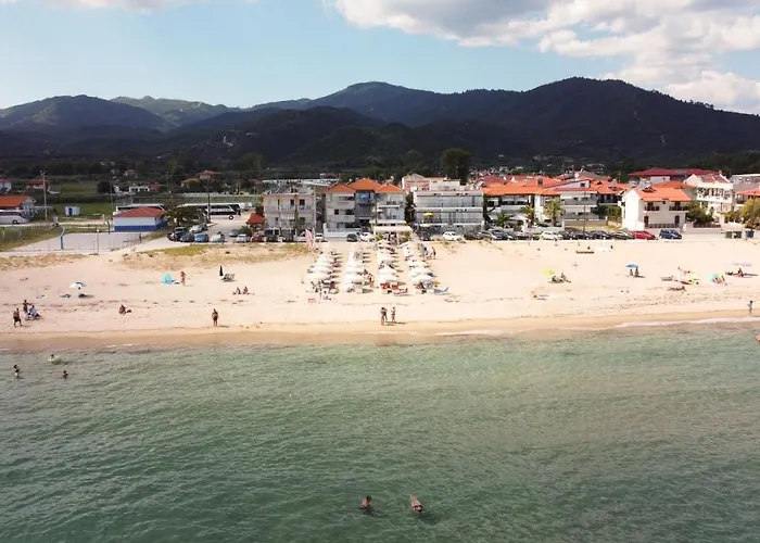 Cocoon Hotel-beach Bar Отель