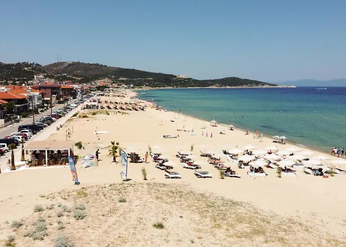 Cocoon Hotel-beach Bar Отель *